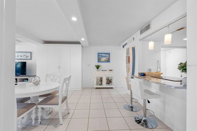 17920 GULF BOULEVARD 302, Redington Shores, FL 33708