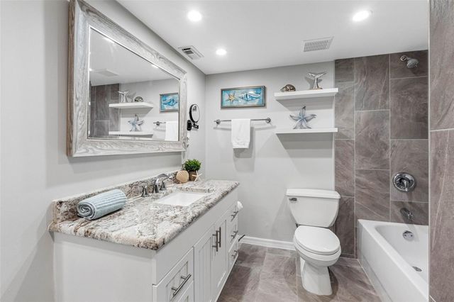 17920 GULF BOULEVARD 302, Redington Shores, FL 33708