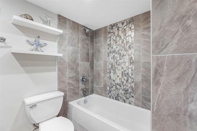 17920 GULF BOULEVARD 302, Redington Shores, FL 33708