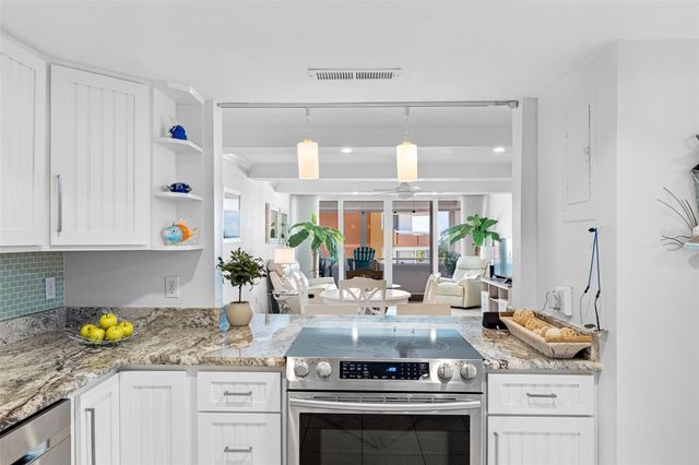 17920 GULF BOULEVARD 302, Redington Shores, FL 33708