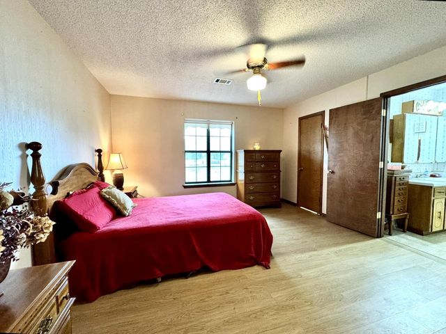 49 Valley Road, Conway, AR 72032