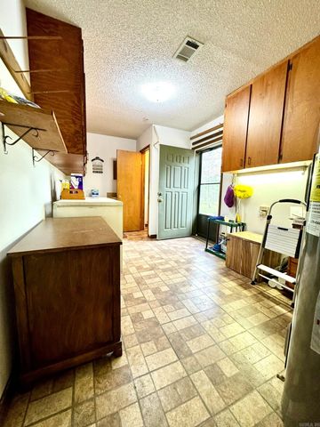 49 Valley Road, Conway, AR 72032