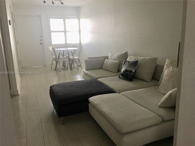 1610 Lenox Ave 416, Miami Beach, FL 33139