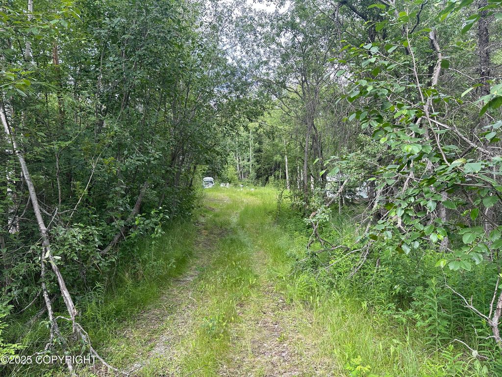 4001 S Vine Road, + 3961, Wasilla, AK 99623