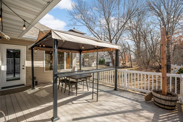 12201 Glendale Lane, Minnetonka, MN 55305