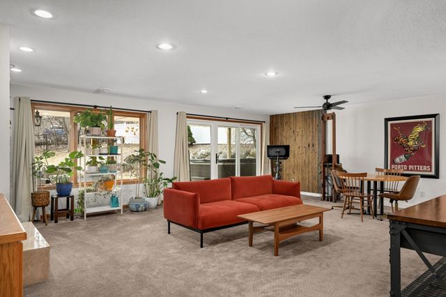 12201 Glendale Lane, Minnetonka, MN 55305