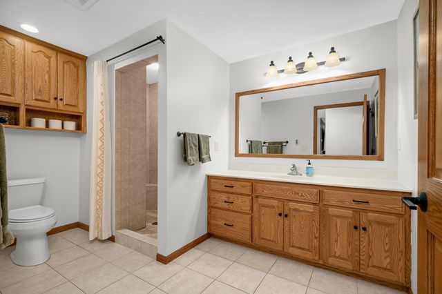 12201 Glendale Lane, Minnetonka, MN 55305