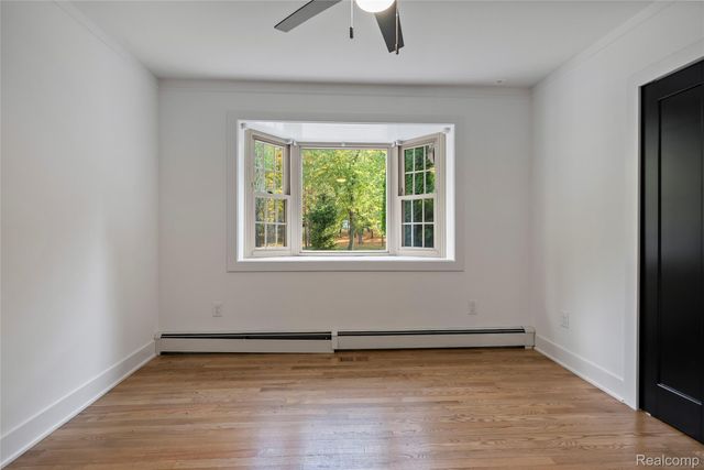 2631 Lakeville Road, Oxford Charter Township, MI 48370