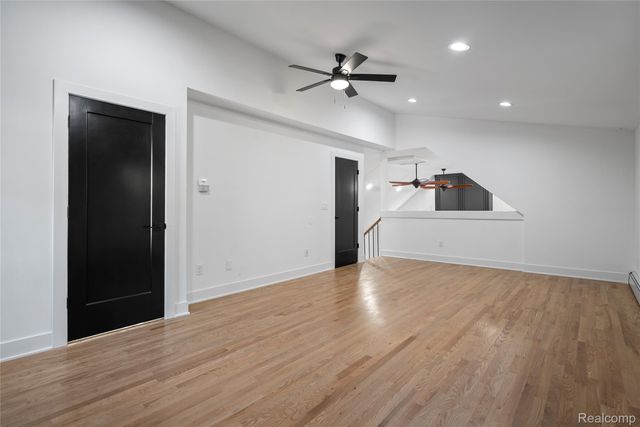 2631 Lakeville Road, Oxford Charter Township, MI 48370