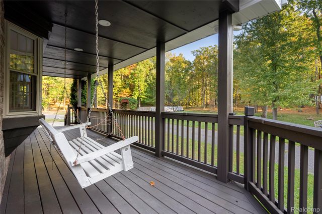 2631 Lakeville Road, Oxford Charter Township, MI 48370