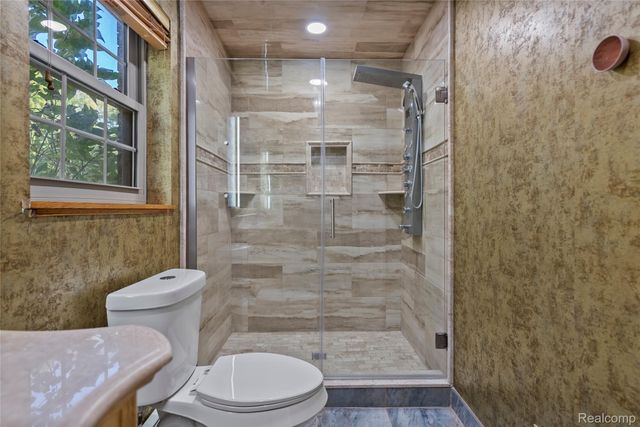 2631 Lakeville Road, Oxford Charter Township, MI 48370