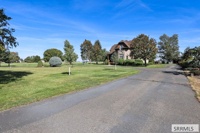 2368 4000 W, Rexburg, ID 83440