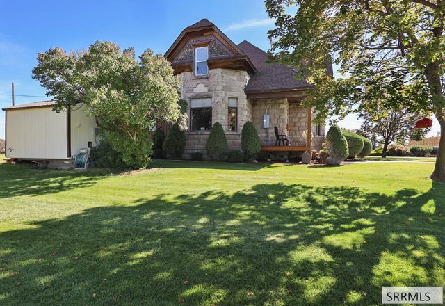 2368 4000 W, Rexburg, ID 83440