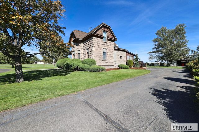 2368 4000 W, Rexburg, ID 83440