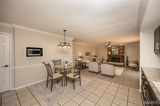 5927 Lafayette Drive, Weldon Spring, MO 63304