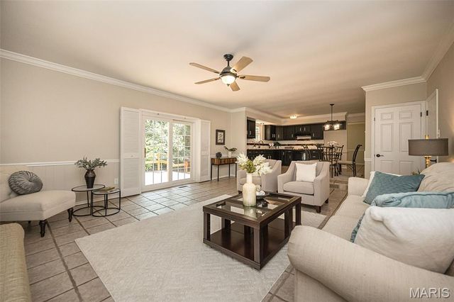 5927 Lafayette Drive, Weldon Spring, MO 63304