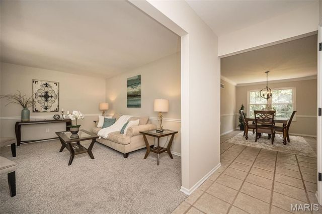 5927 Lafayette Drive, Weldon Spring, MO 63304