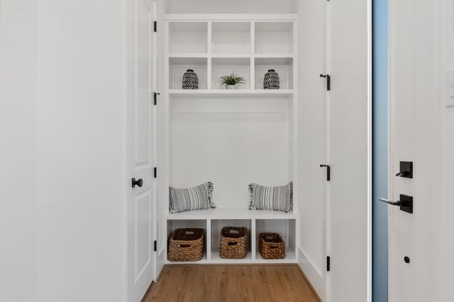 5630 Azores, Houston, TX 77091