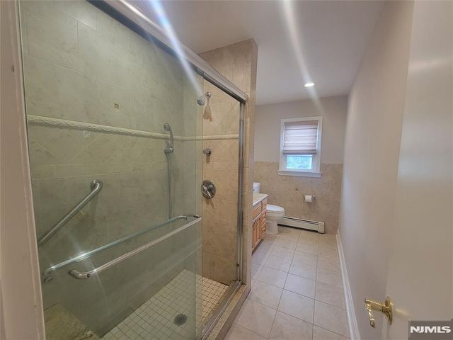 2 Pauline Terrace A, Lodi, NJ 07644