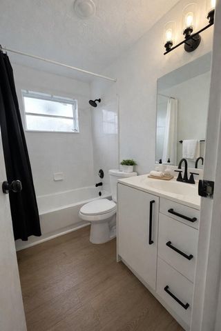 9171 NW 26th Street, Sunrise, FL 33322