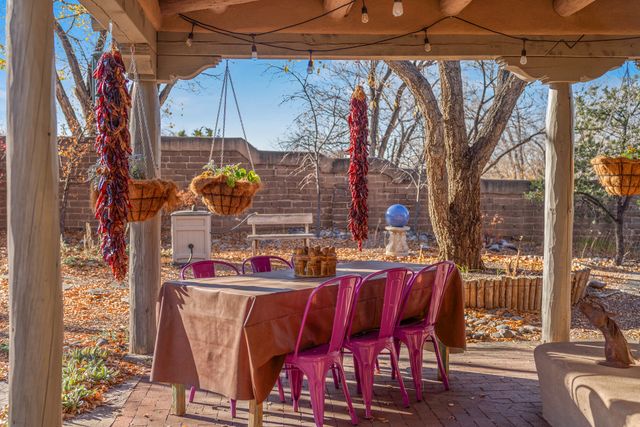 1109 Don Gaspar Lane, Santa Fe, NM 87505