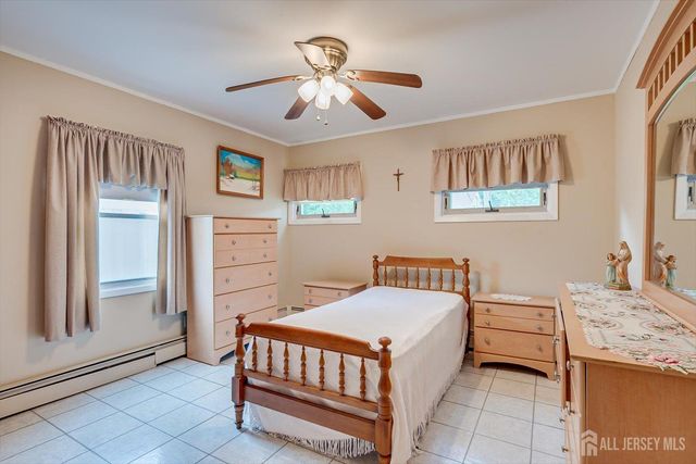 1041 Richard Boulevard, Rahway, NJ 07065