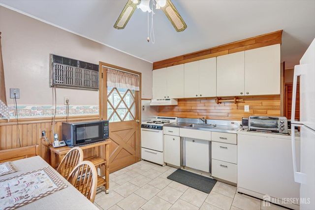 1041 Richard Boulevard, Rahway, NJ 07065