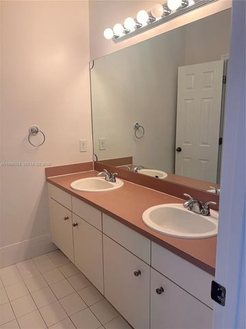 15761 SW 148 TERRACE, Miami, FL 33196