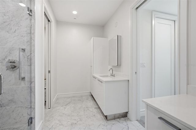 711 S PALM AVENUE 302, Sarasota, FL 34236