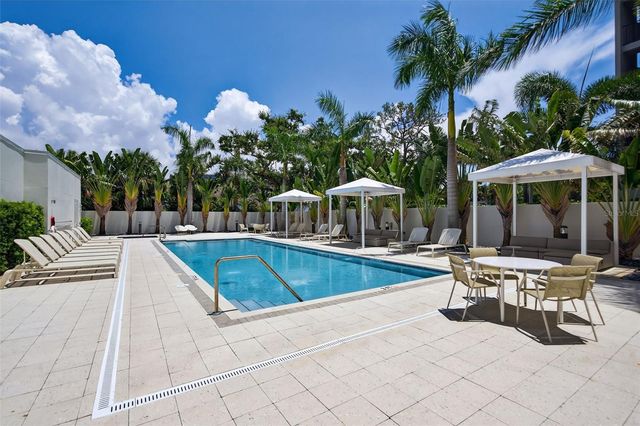 711 S PALM AVENUE 302, Sarasota, FL 34236