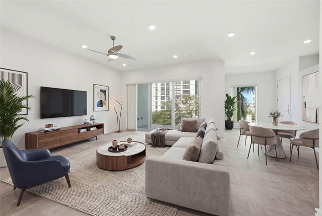 711 S PALM AVENUE 302, Sarasota, FL 34236