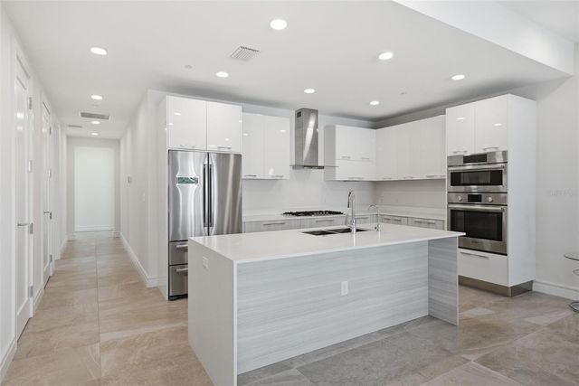 711 S PALM AVENUE 302, Sarasota, FL 34236