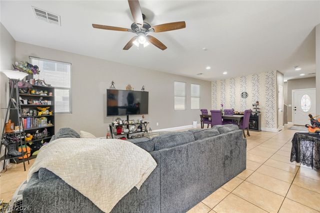 6841 Compass Cove Avenue, Las Vegas, NV 89142