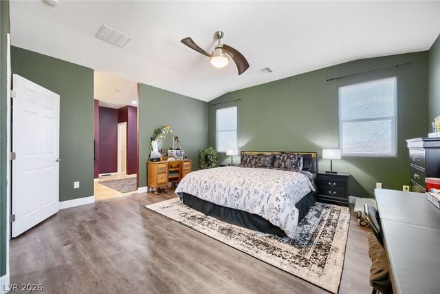 6841 Compass Cove Avenue, Las Vegas, NV 89142