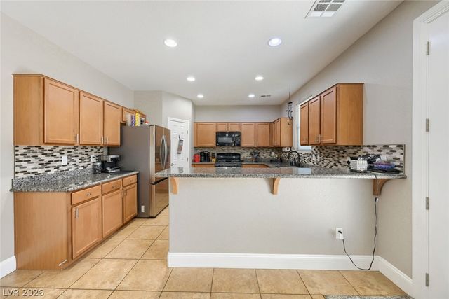 6841 Compass Cove Avenue, Las Vegas, NV 89142