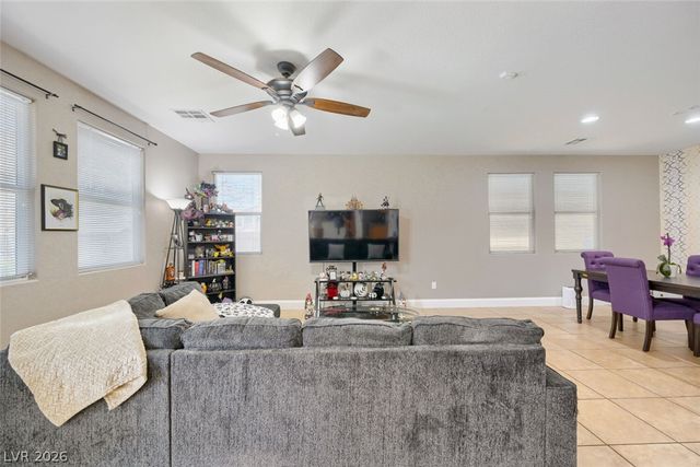 6841 Compass Cove Avenue, Las Vegas, NV 89142