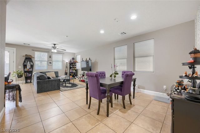 6841 Compass Cove Avenue, Las Vegas, NV 89142