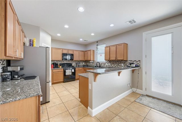 6841 Compass Cove Avenue, Las Vegas, NV 89142
