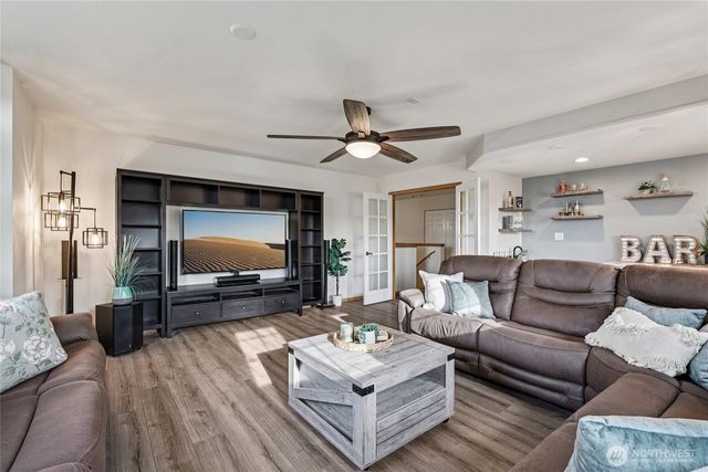 17323 79th DR NE, Arlington, WA 98223