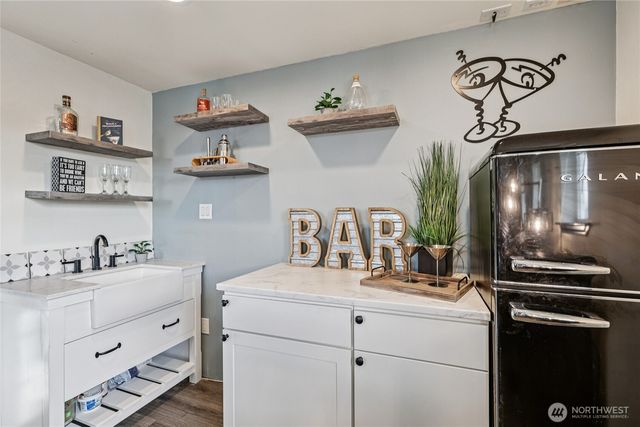 17323 79th DR NE, Arlington, WA 98223