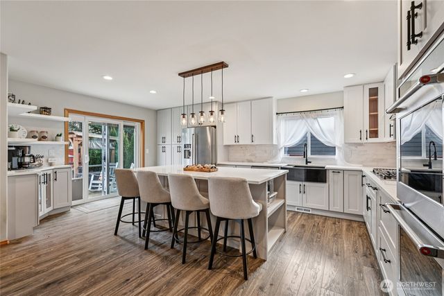 17323 79th DR NE, Arlington, WA 98223