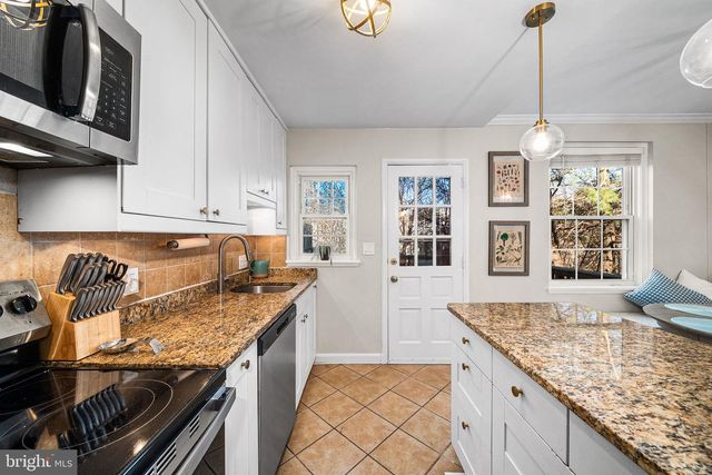 3248 S UTAH ST, Arlington, VA 22206