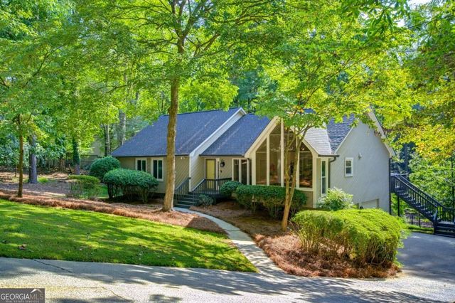 4842 Scotts Mill Way, Peachtree Corners, GA 30096
