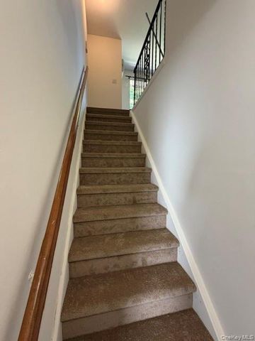 12 Athens, West Babylon, NY 11704
