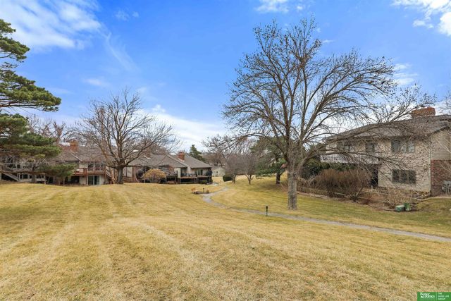 919 S 112th Plaza, Omaha, NE 68154