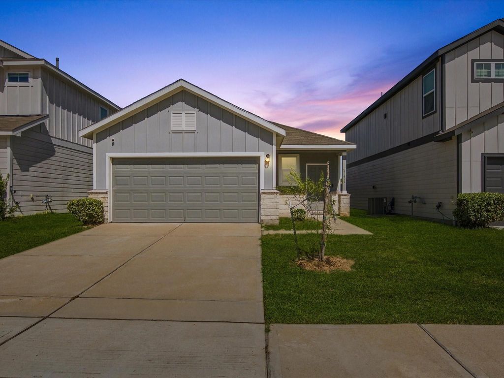 23426 Wrexham Street, Spring, TX 77373