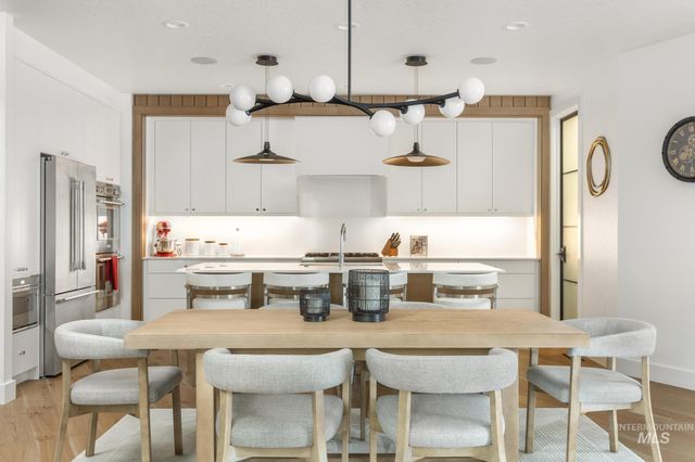 885 E Joplin Lane, Eagle, ID 83616