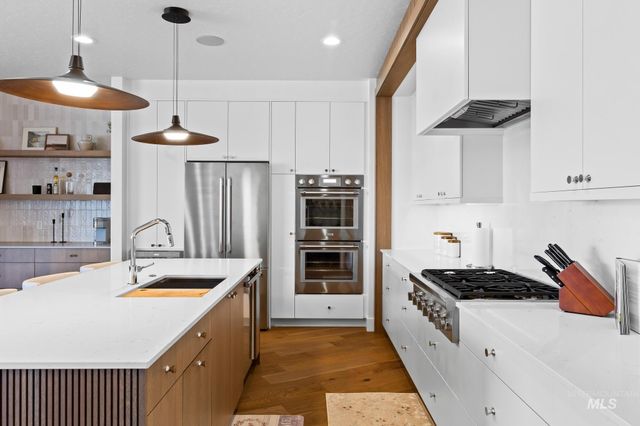 885 E Joplin Lane, Eagle, ID 83616