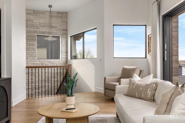 885 E Joplin Lane, Eagle, ID 83616