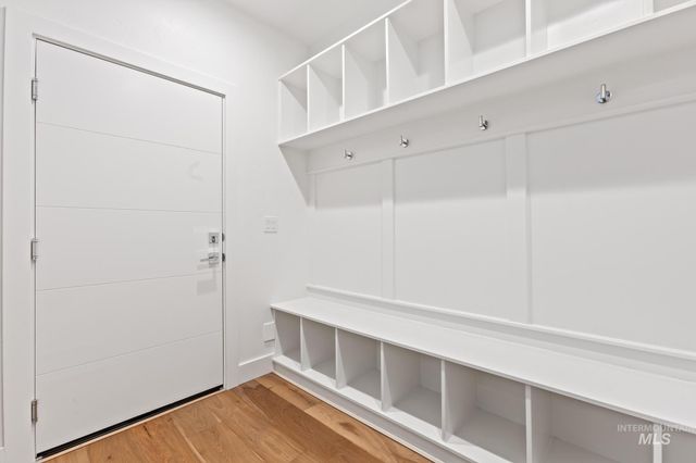 885 E Joplin Lane, Eagle, ID 83616